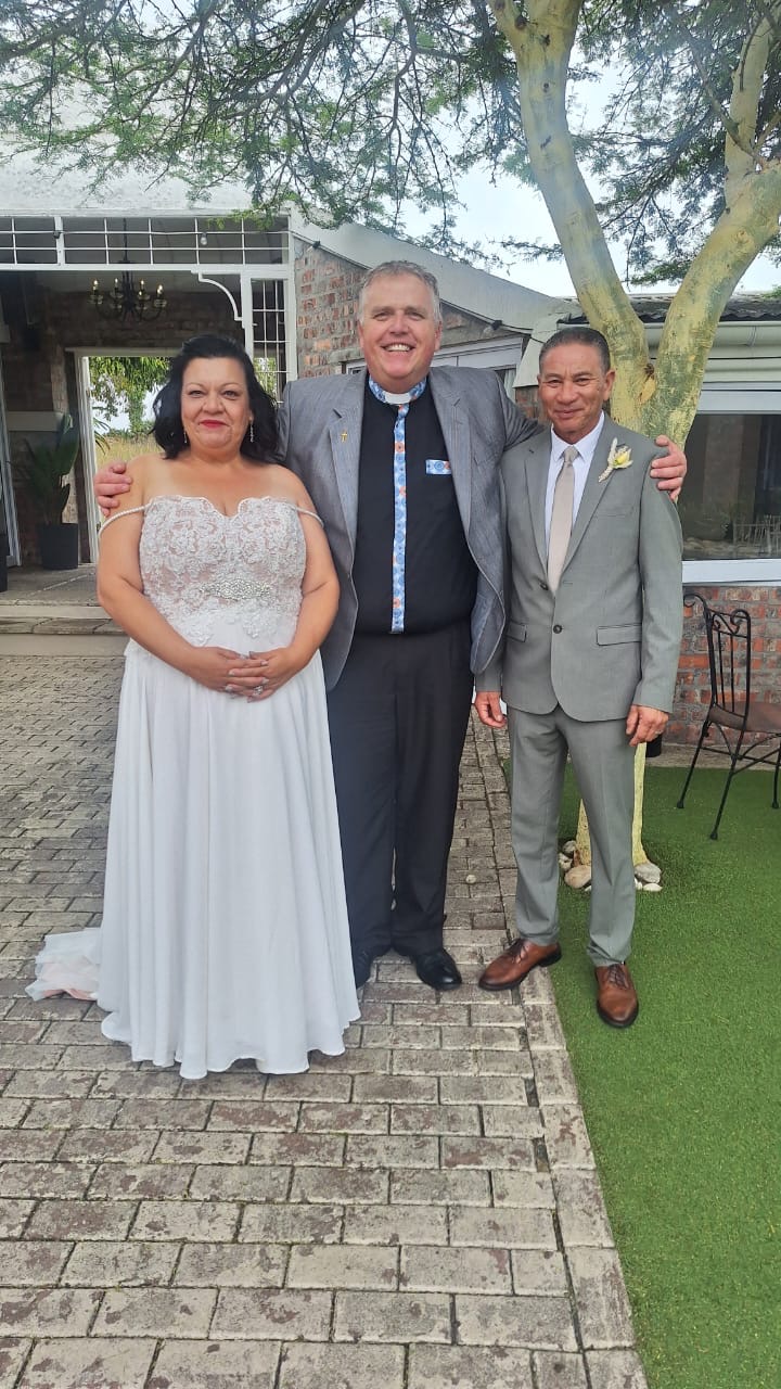 Wedding ceremony by Dr. Gerrit Rademeyer in Wolseley